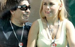 Maradona bị tình cũ đe dọa bằng &#34;clip nhạy cảm&#34;