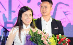 Thí sinh chiến thắng “Hành trình bài ca sinh viên” bật khóc tại vòng thi ở Bắc Ninh