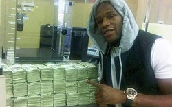 Sắp có 600 triệu USD, Mayweather vẫn có thể bị phá sản