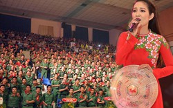 Hàng ngàn chiến sỹ nô nức cổ vũ liveshow Thanh Thúy