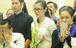 Sao Việt nức nở tiễn biệt Duy Nhân lần cuối