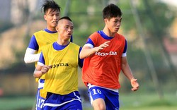 U23 Việt Nam chuẩn bị cho SEA Games: Tập kín và trị chấn thương