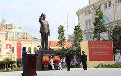 TP.HCM: Khánh thành tượng đài Chủ tịch Hồ Chí Minh