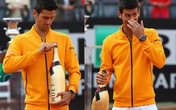 SỐC: Djokovic suýt mù mắt trong ngày đăng quang ở Rome Masters