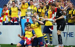 Chùm ảnh: Arsenal ăn mừng danh hiệu lịch sử