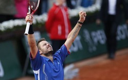 ĐKVĐ Roland Garros: Thăng hoa nhờ... bỏ vợ?