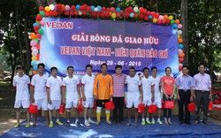 Giải bóng đá giao hữu Vedan-Liên quân báo chí chào mừng Ngày Gia đình và Báo chí CM Việt Nam