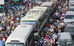 “Hạn chế làm đường sá phục vụ phương tiện cá nhân”