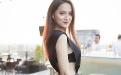 Hương Giang mặc sexy đến ủng hộ đồng nghiệp