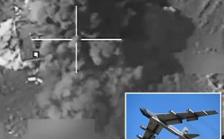 Pháo đài bay B-52 nghiền nát kho vũ khí IS trong nháy mắt
