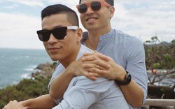 Adrian Anh Tuấn khoe ảnh lãng mạn với bạn đời đồng giới