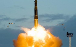 Mỹ đứng ngồi không yên vì tên lửa khổng lồ của Nga