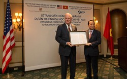 Phó thủ tướng Vũ Đức Đam ký giấy phép thành lập Đại học Fulbright Việt Nam