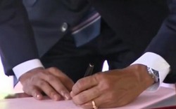Chuyện chiếc bút Obama dùng đề tặng ở nhà sàn Bác Hồ