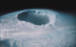 NASA phát hiện lỗ hổng khổng lồ trên Trái Đất?