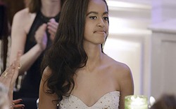 Con gái Tổng thống Obama càng lớn càng xinh đẹp