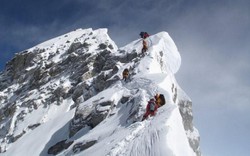 Cơ thể biến đổi ra sao khi leo lên đỉnh Everest