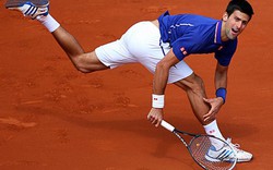 Cán mốc 100 triệu USD, Djokovic cay mắt nghĩ về người nghèo Serbia