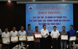 Chủ tịch Đà Nẵng cảm ơn những người hùng cứu nạn trên sông Hàn