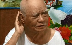 Nhạc sĩ Nguyễn Văn Tý bị ngã rách da đầu khi tập đi