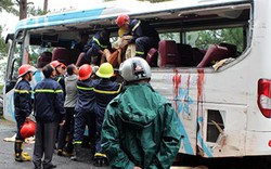 Đà Lạt: Xe khách đâm nhau ở đèo Prenn, 8 người chết
