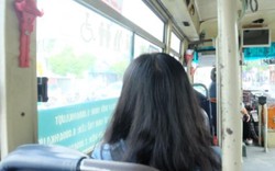 Búa thoát hiểm trên xe buýt: Trưng lấy lệ?