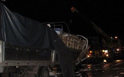 Xe container đấu đầu ôtô tải kinh hoàng, 3 người thiệt mạng
