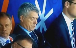 Phó Chủ tịch UEFA ngủ gật khi xem tuyển Anh thi đấu