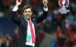 Vào tứ kết EURO 2016, HLV Coleman cảm ơn "thần may mắn"