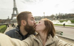 Anh rời EU: Ứng dụng hẹn hò cho những trái tim "tan nát"