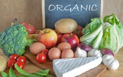 Đua nhau quảng cáo thực phẩm organic: Vì sao ai cũng "nổ"?