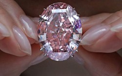 Bỏ 71 triệu USD mua viên kim cương đắt nhất lịch sử