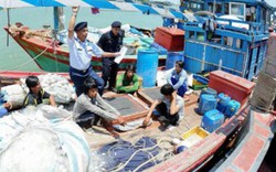 Malaysia bắt giữ 2 tàu cá và 28 ngư dân Việt Nam