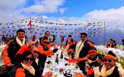 Bữa sáng siêu đắt đỏ dành cho đại gia trên đỉnh Everest