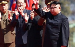 Kim Jong-un mời báo Mỹ xem thứ mạnh như "100 bom hạt nhân"