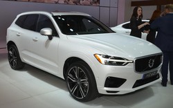 SUV hạng sang Volvo XC60 2018 giá từ 1,05 tỷ đồng