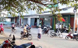 Đang truy bắt kẻ dùng súng cướp 2 tỷ đồng từ ngân hàng Vietcombank