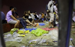 Ảnh: Ngập rác sau đêm thi pháo hoa đầu tiên ở Đà Nẵng