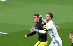 Clip Ramos "trả thù" cho Ronaldo, thúc cùi chỏ vào gáy Lucas Hernandez