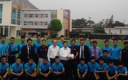 Bộ trưởng Nguyễn Ngọc Thiện giao nhiệm vụ cho U20 Việt Nam
