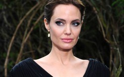 Vì sao Angelina Jolie bị cả Hollywood ghét?