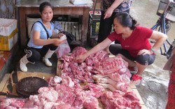 Chủ sạp thịt lợn xin giảm tội cho 2 phụ nữ hắt dầu luyn