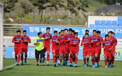 Clip U20 Việt Nam tập "trò lạ" tại Hàn Quốc