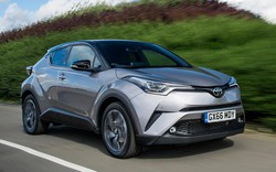 Toyota C-HR giá 514 triệu đồng khiến dân Nhật thèm khát