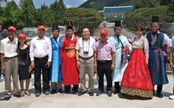 Nông dân xuất sắc trải nghiệm một ngày làm “vua” ở xứ Hàn