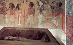 Bí ẩn về hai cánh cửa “ma” trong lăng mộ vua Tutankhamun