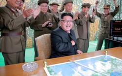 Kim Jong-un cảnh báo gửi “món quà lớn hơn” dành cho Mỹ
