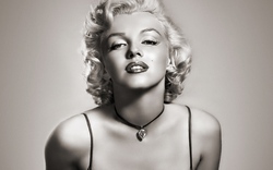 Hé lộ cách Marilyn Monroe gìn gữ nhan sắc huyền thoại