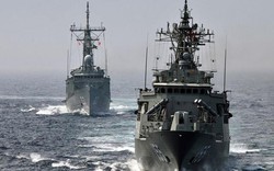 Soi dàn vũ khí tàu chiến Australia đang thăm Đà Nẵng