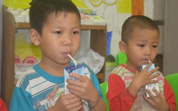 Sữa học đường- Vì tầm vóc Việt: “Góp chữ” cho học sinh vùng khó